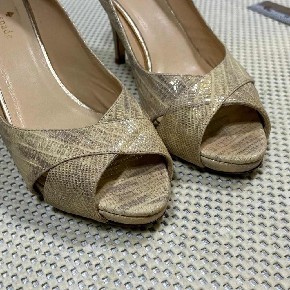 Kate Spade New York Billie Peep Toe Heels Gold Snakeskin‎ Leather Pumps Size 7